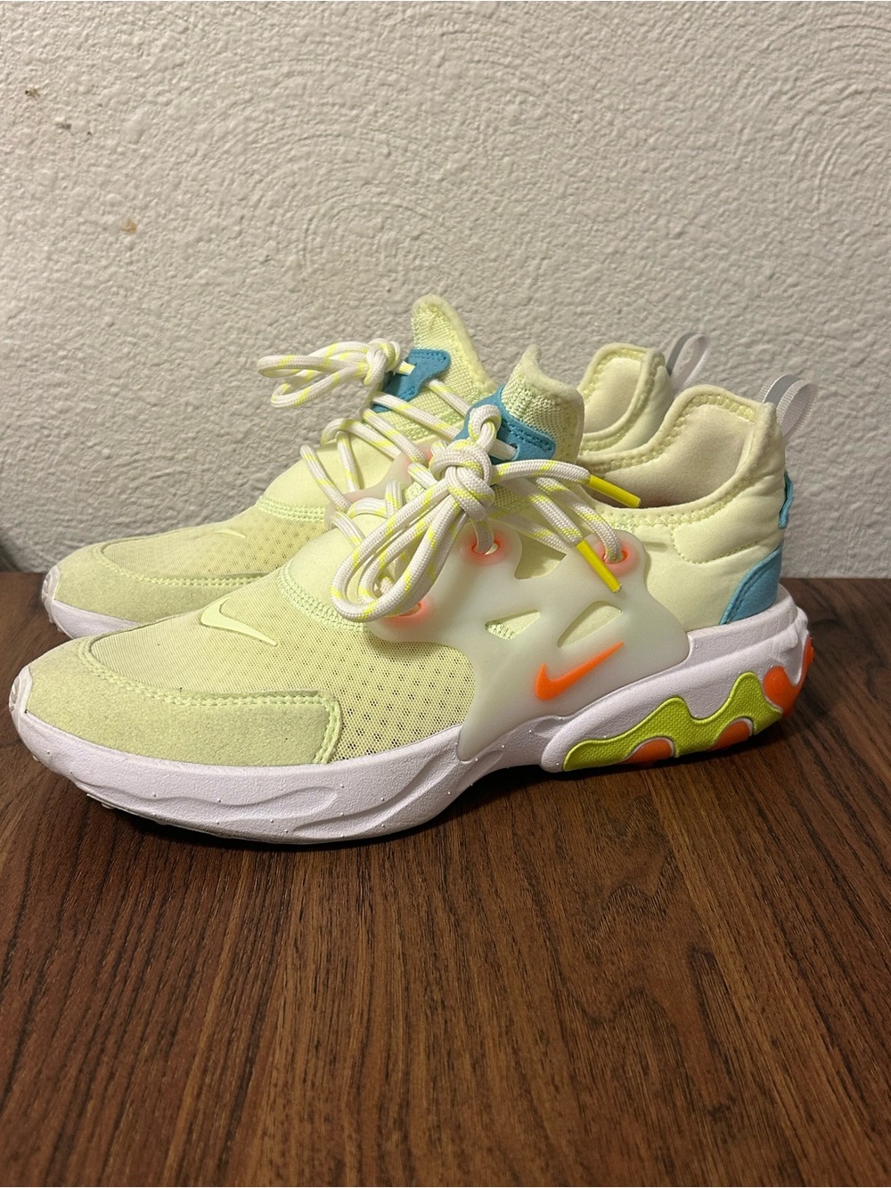 Nike React Presto “Psychedelic Lava” Sneakers Youth Size 6Y Women’s Size 7.5